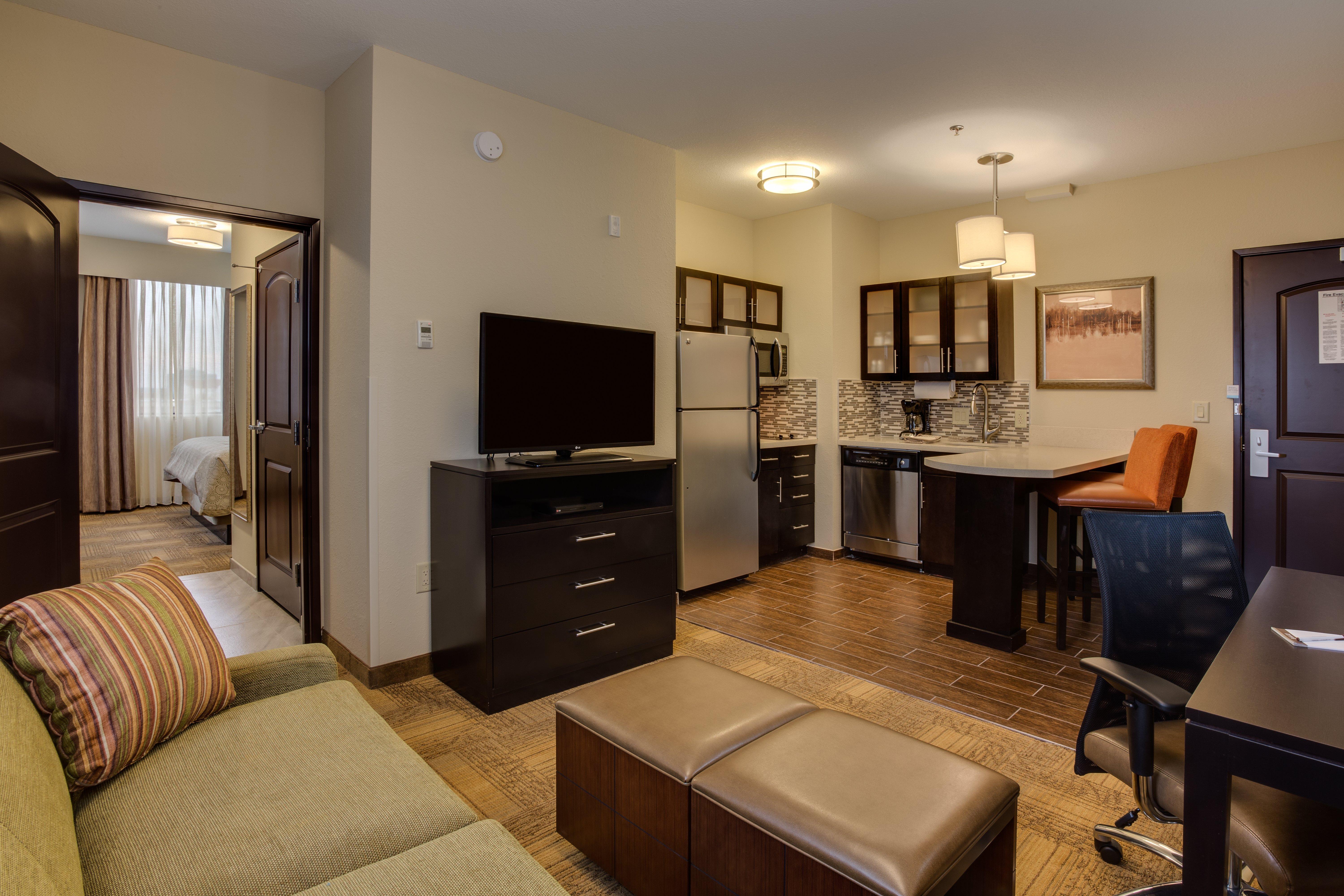 Staybridge Suites Atlanta Airport College Park Esterno foto