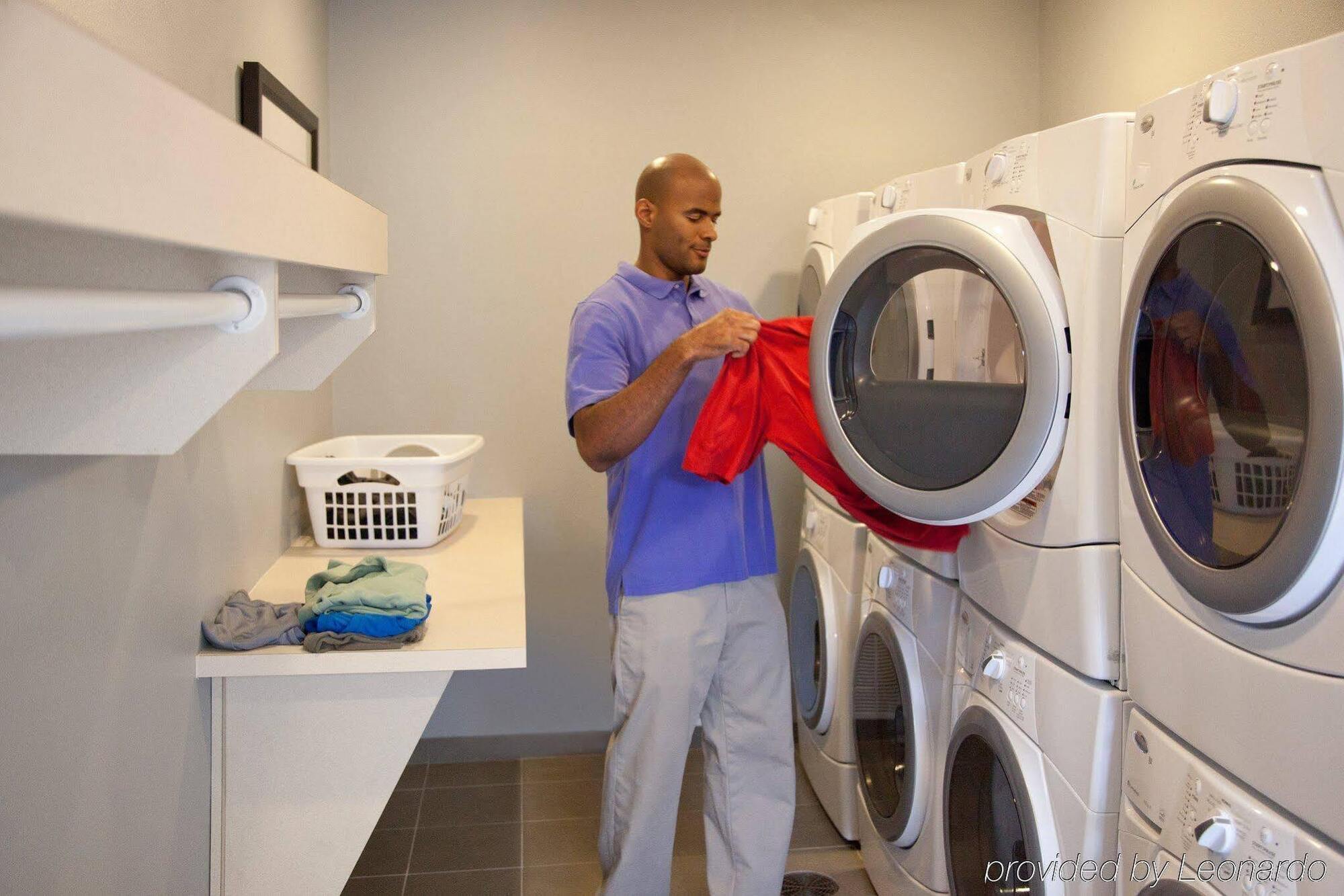 Staybridge Suites Atlanta Airport College Park Esterno foto